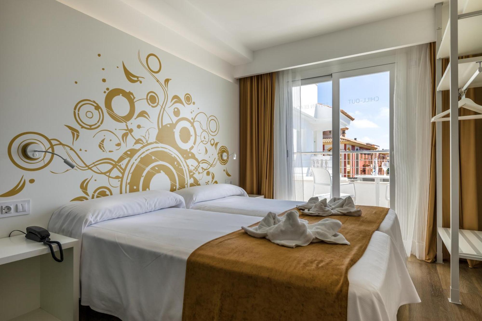 Welikehotel Triton Beach (Adults Only) カラ・ラトハダ エクステリア 写真