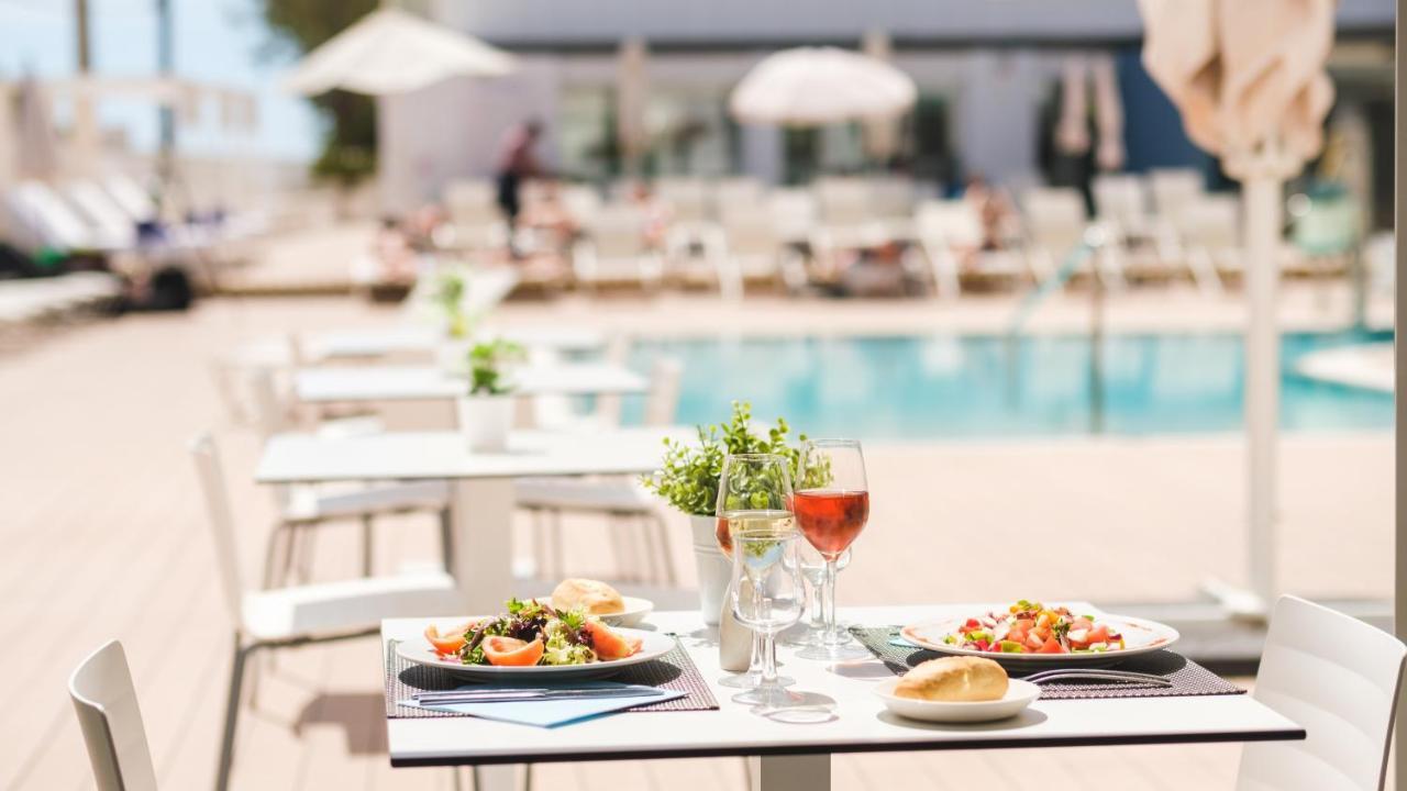 Welikehotel Triton Beach (Adults Only) カラ・ラトハダ エクステリア 写真